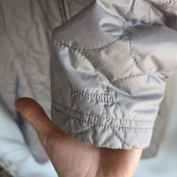 Patagonia MOR Quilted Grey Coat - Picture 5 of 11